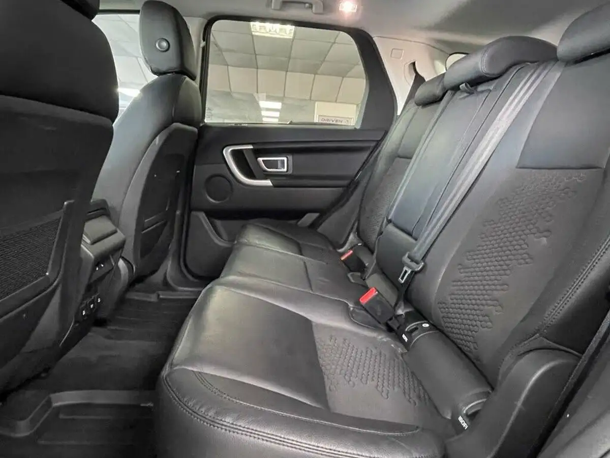 2018-land-rover-discovery-sport-20td4-se-tech-180ps-auto-big-25