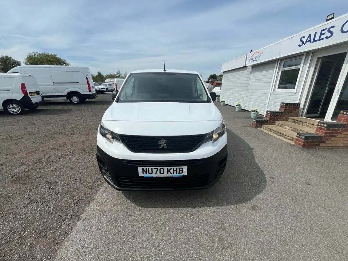 2020-peugeot-partner-15-bluehdi-1000-professional-100ps-eu6dt-panel-big-1