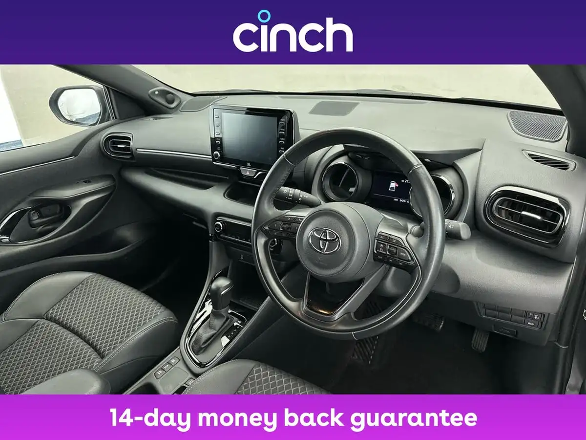 2022-toyota-yaris-15-vvt-i-dynamic-big-8