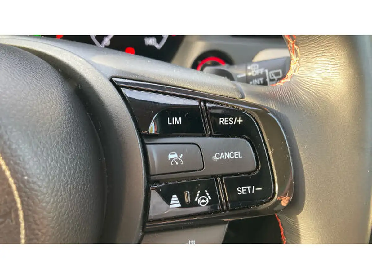 2023-honda-hr-v-15-i-mmd-advance-style-big-13