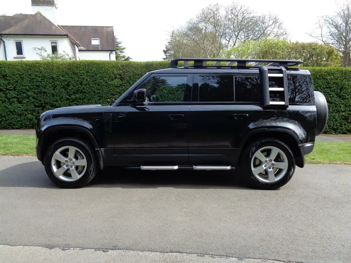 2021-land-rover-110-defender-30-d300-hard-top-hse-110-big-6