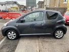 2011-toyota-aygo-10-aygo-go-vvt-i-3d-small-7
