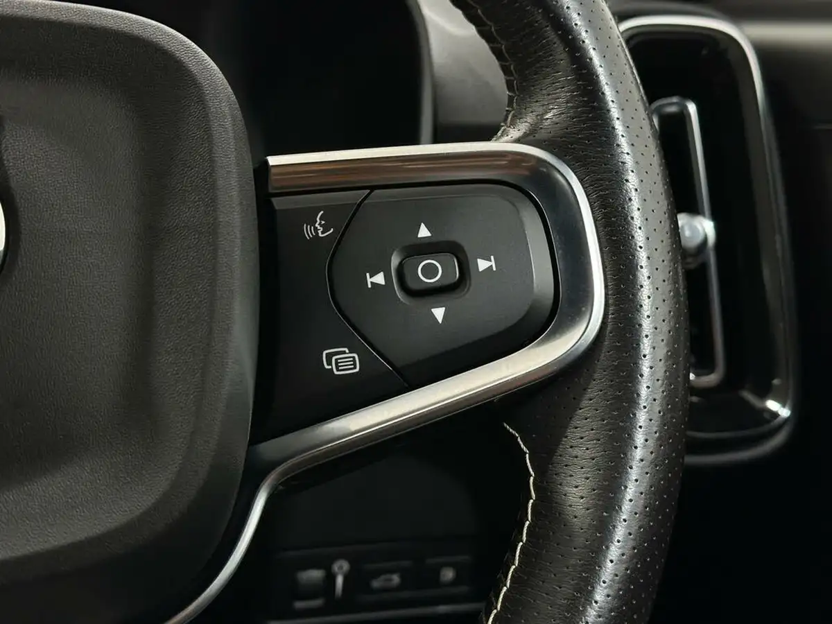 2021-volvo-xc40-15-t5-r-design-262bhp-big-12