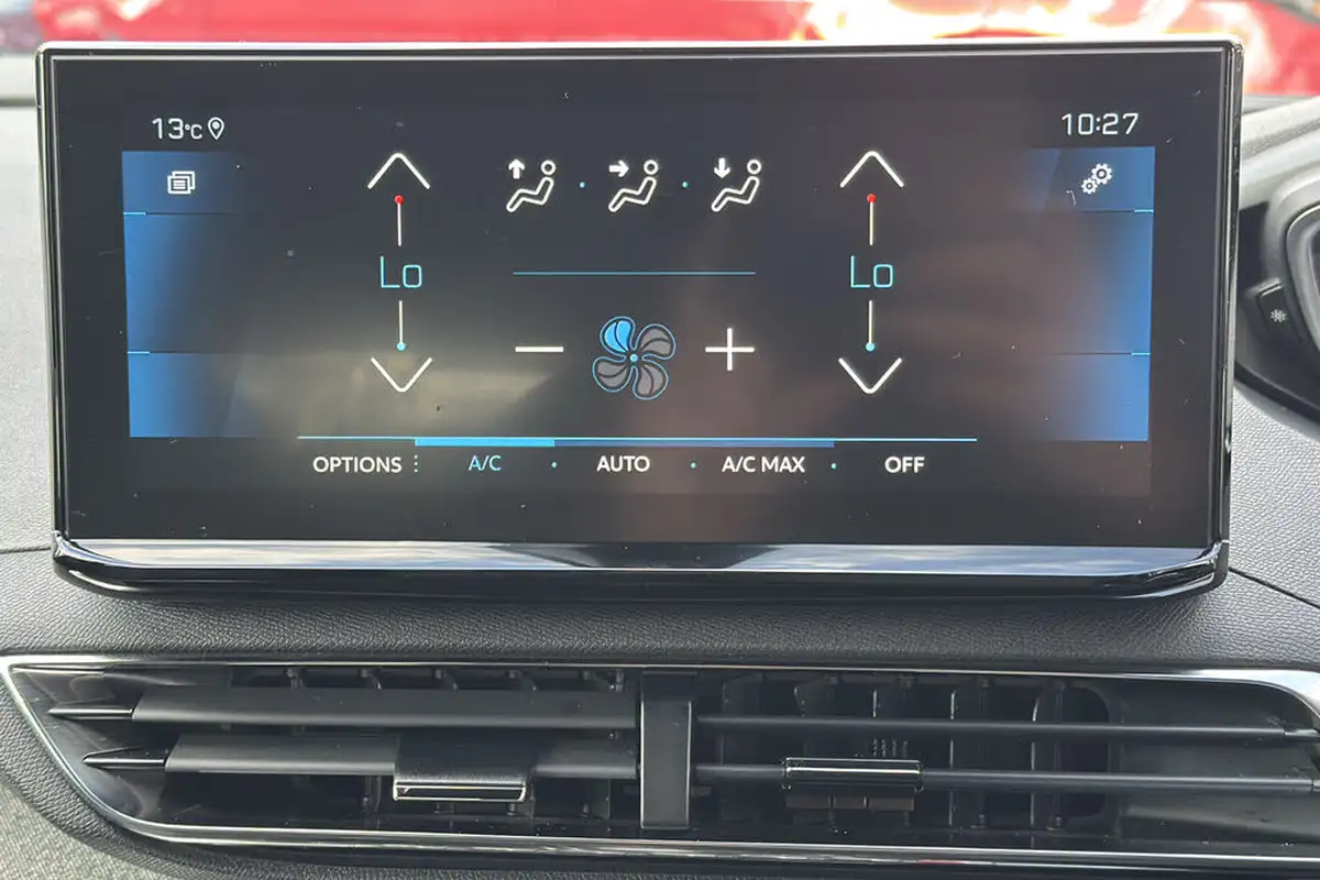 2023-peugeot-3008-suv-12-puretech-allure-premium-eat8-big-14