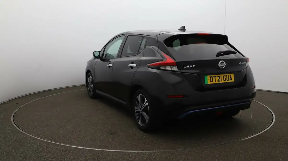 2021-nissan-leaf-e-n-connecta-big-52