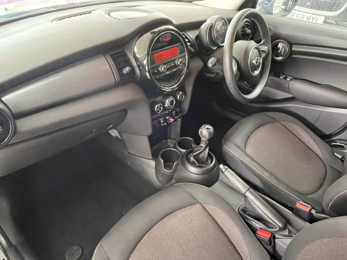 2017-mini-cooper-15-cooper-ss-hatchback-5d-big-25