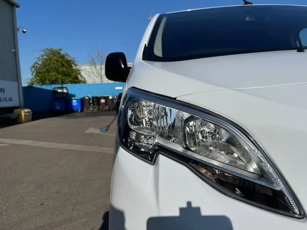 2023-peugeot-traveller-e-business-vip-long-big-18
