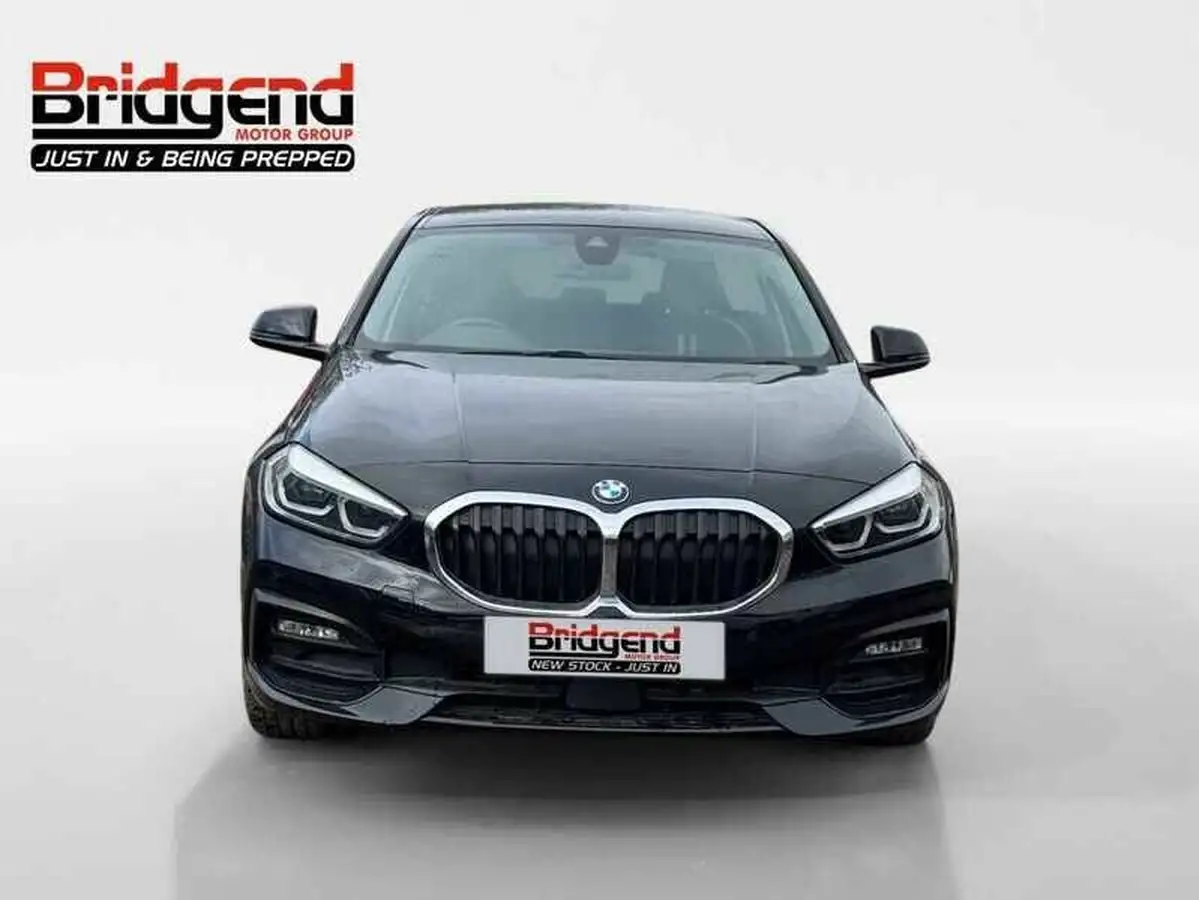 2021-bmw-1-series-15td-116d-sport-lcp-big-1