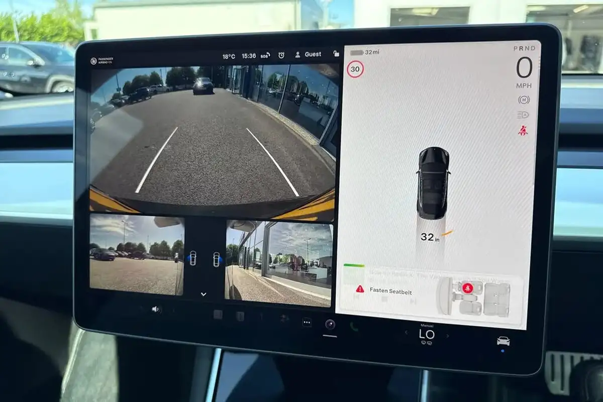 2020-tesla-model-3-e-performance-big-52