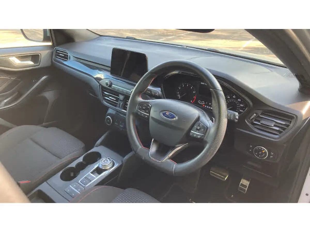 2019-ford-focus-10t-st-line-hatchback-auto-big-10