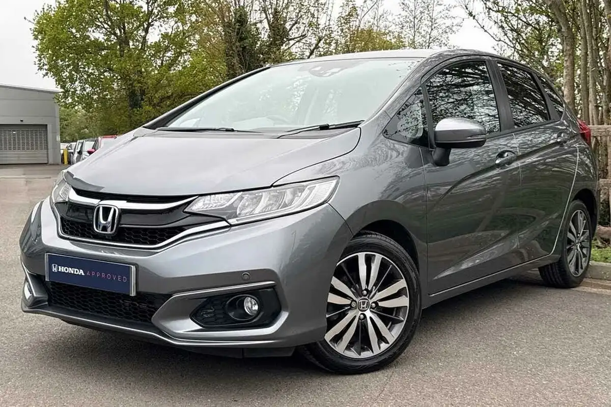 2019-honda-jazz-13-i-vtec-ex-navi-cvt-big-9