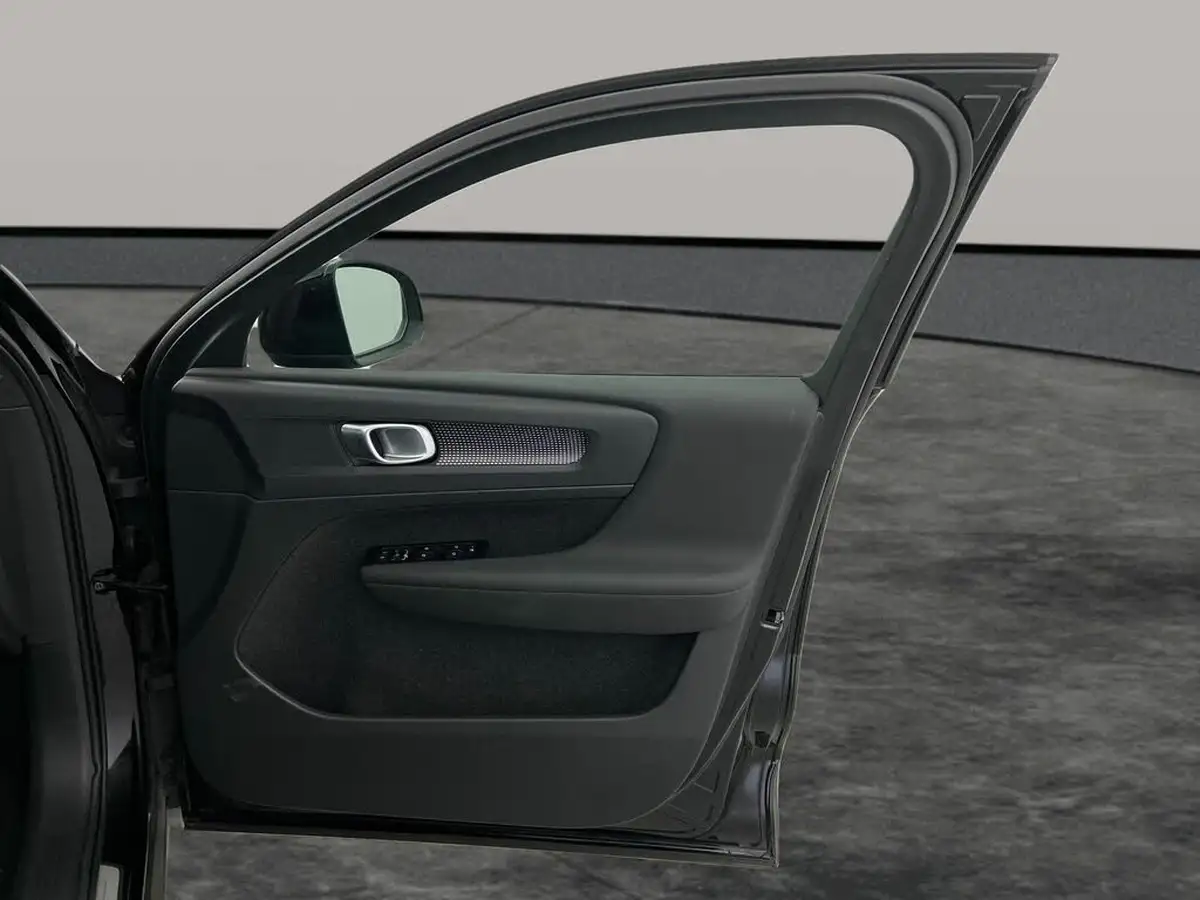 2021-volvo-xc40-15-t4-r-design-208bhp-big-20