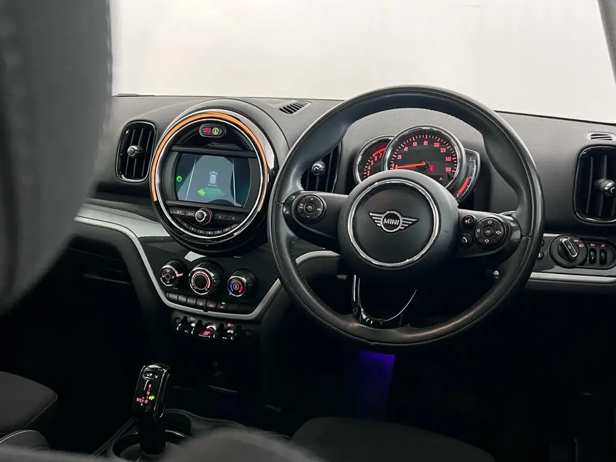 2019-mini-countryman-20-cooper-s-classic-auto-big-14