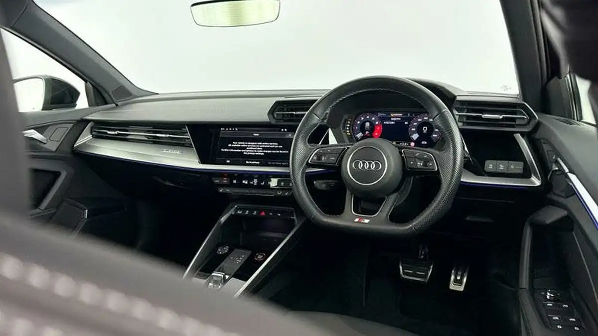 2023-audi-s3-20-tfsi-black-edition-sportback-5d-big-28