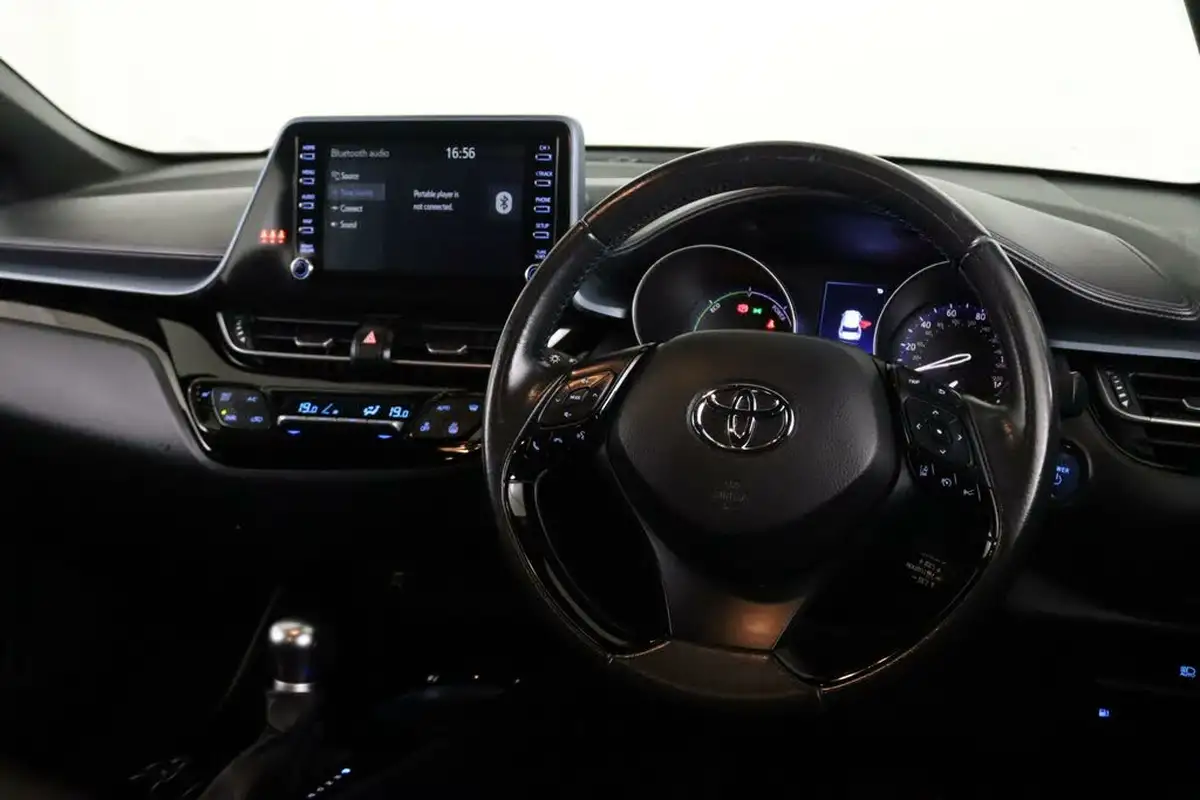 2021-toyota-c-hr-18-vvt-i-design-big-11