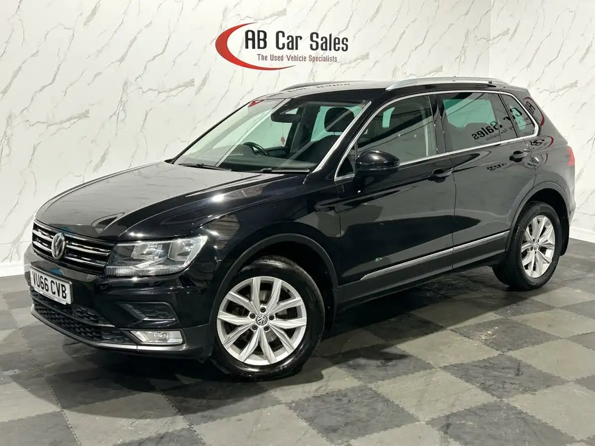 2016-volkswagen-tiguan-20tdi-se-navigation-150ps-4motion-bmt-ss-dsg-big-0