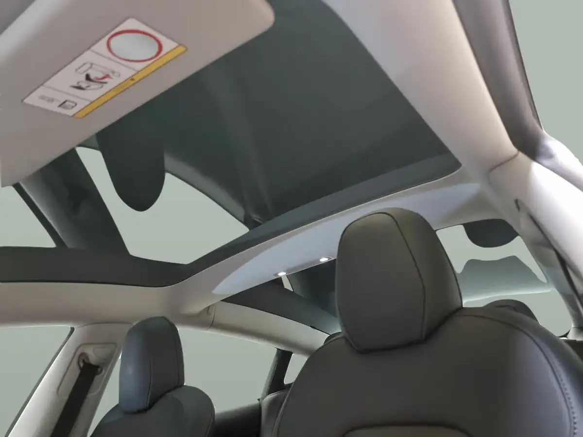 2022-tesla-model-3-e-long-range-big-4