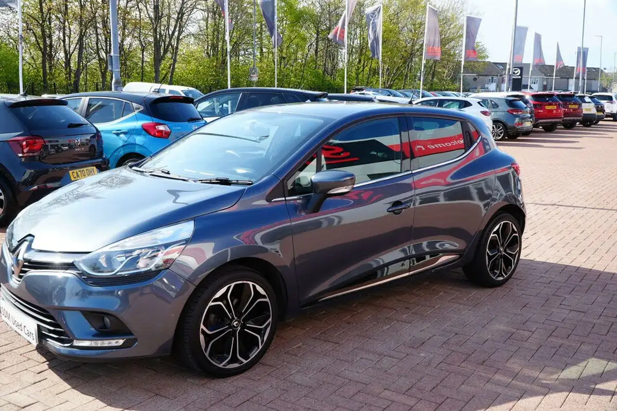 2019-renault-clio-09-tce-iconic-75ps-big-6