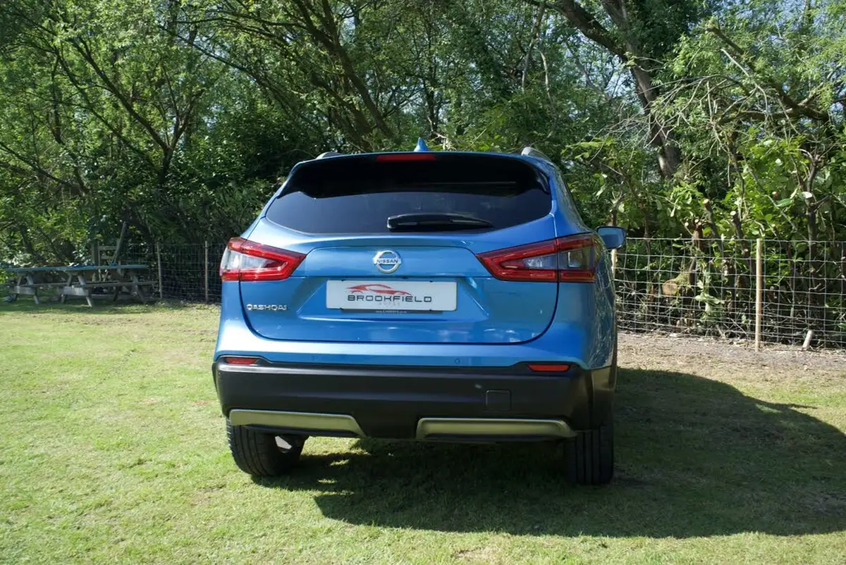 2018-nissan-qashqai-12-dig-t-n-connecta-big-22