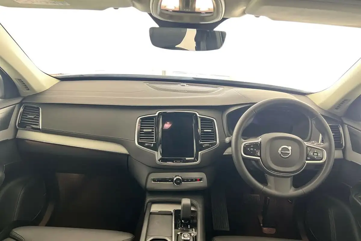 2024-volvo-xc90-20-b5-plus-big-5