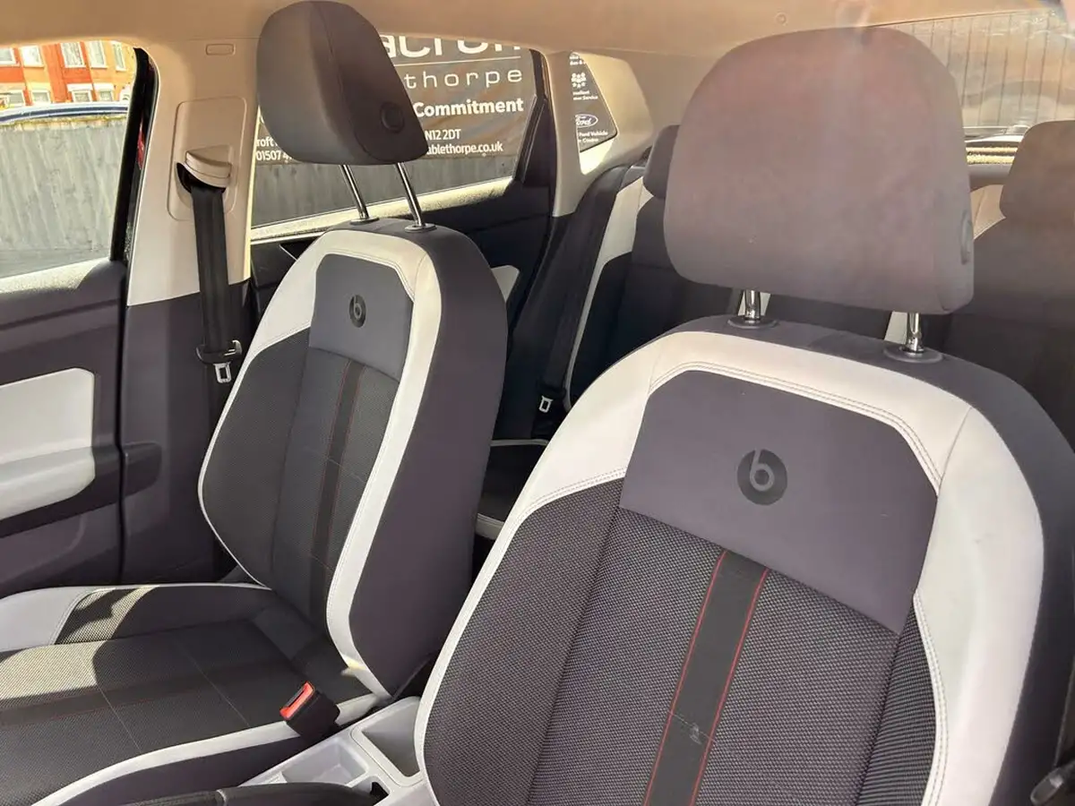 2020-volkswagen-polo-10-tsi-beats-dsg-big-13