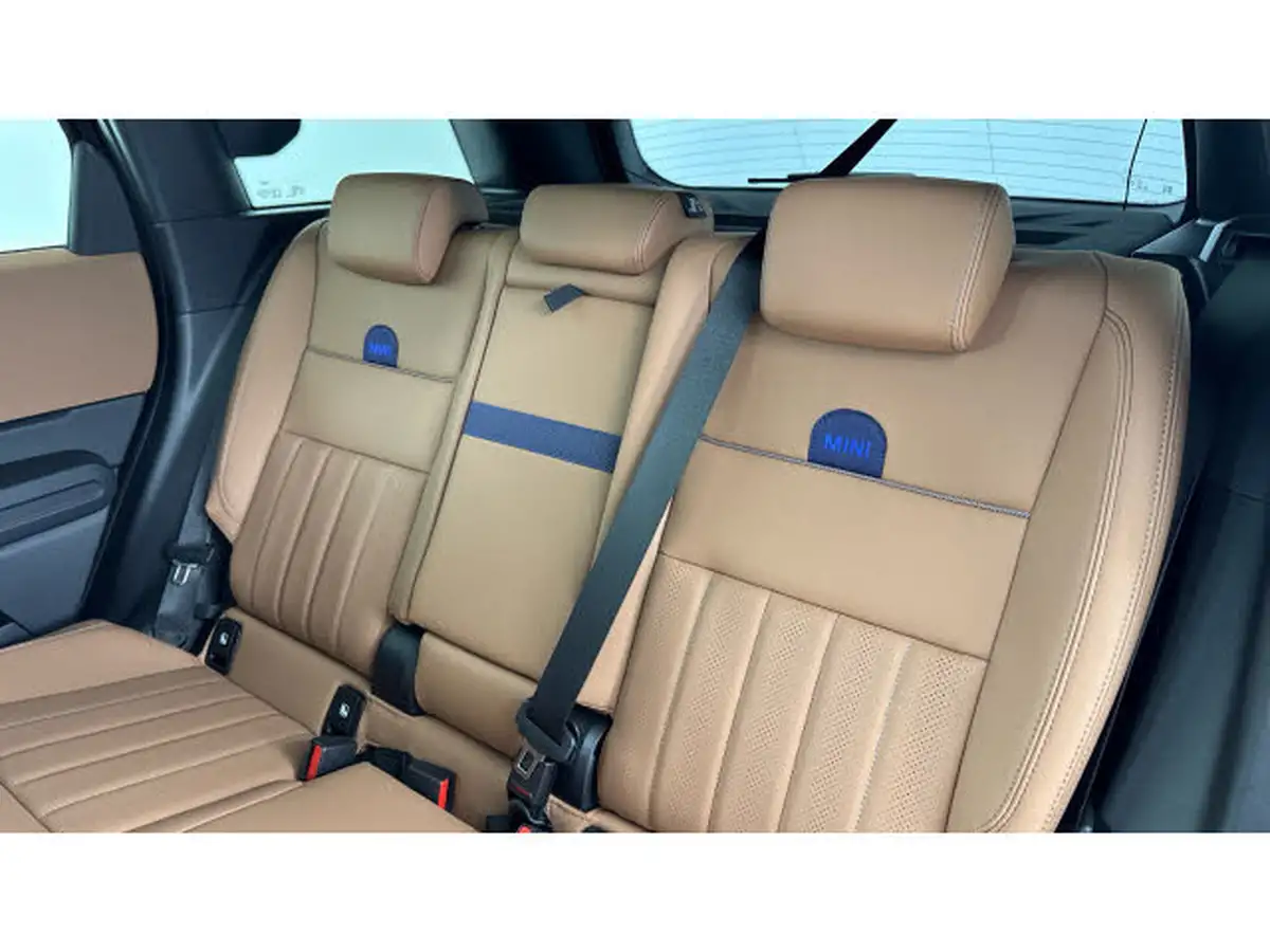 2024-mini-countryman-e-cooper-e-exclusive-big-11