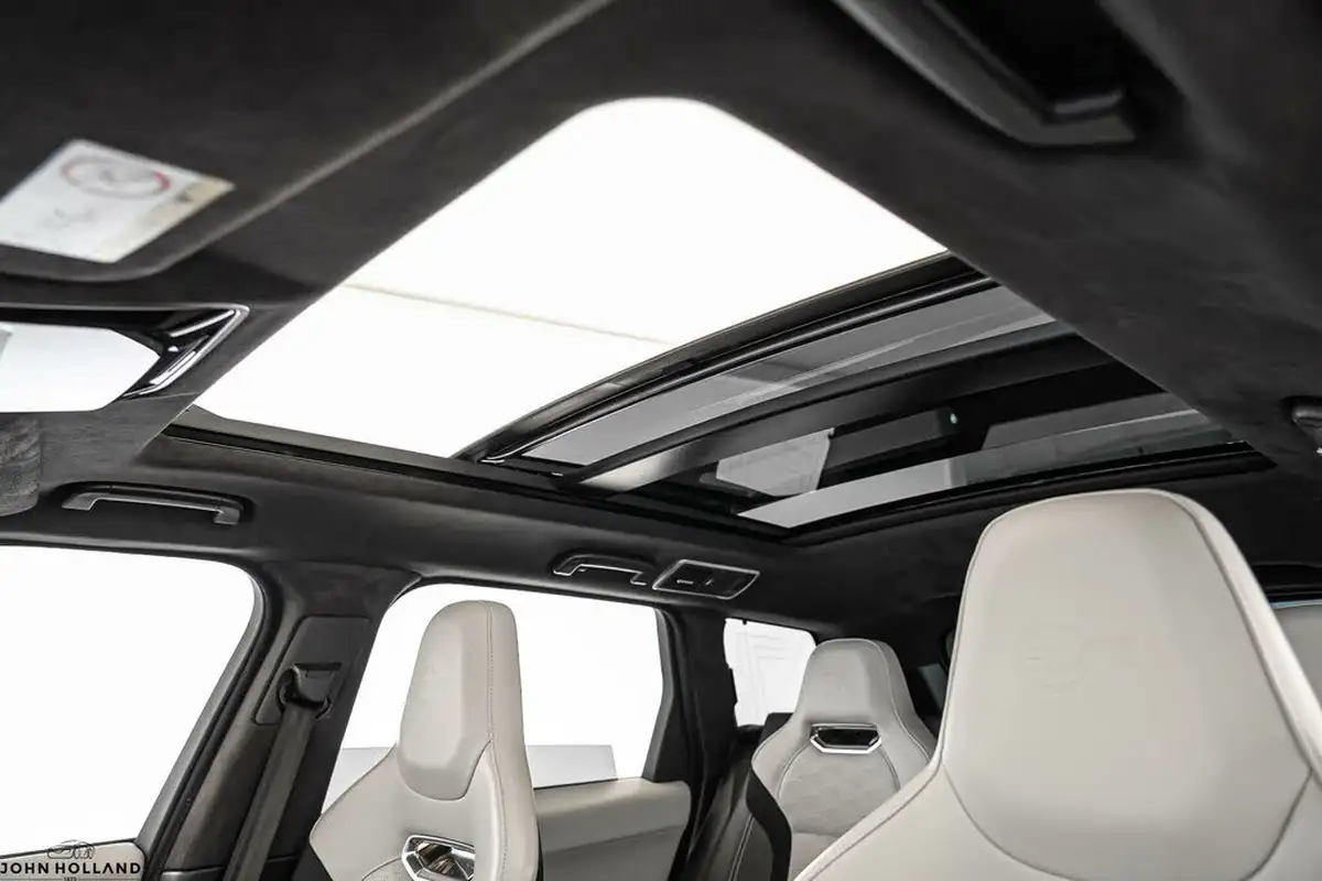 2022-land-rover-range-rover-sport-50-v8-p575-svr-carbon-edition-big-25