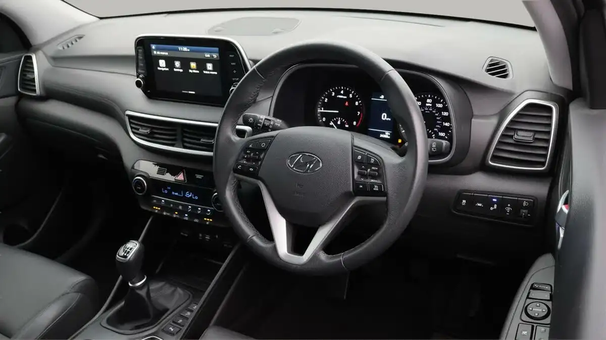 2020-hyundai-tucson-16-gdi-premium-big-9