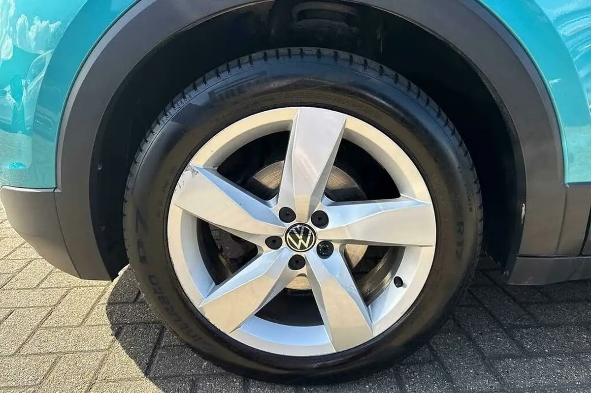 2022-volkswagen-t-cross-10-tsi-sel-big-4