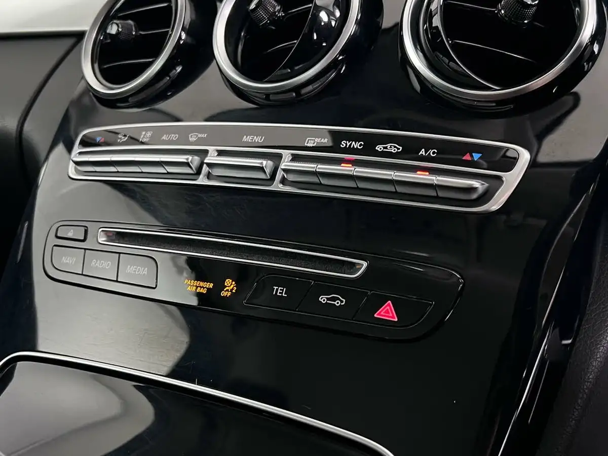 2018-mercedes-benz-c-class-21d-c220d-se-executive-edition-estate-5d-9g-tronic-plus-big-30