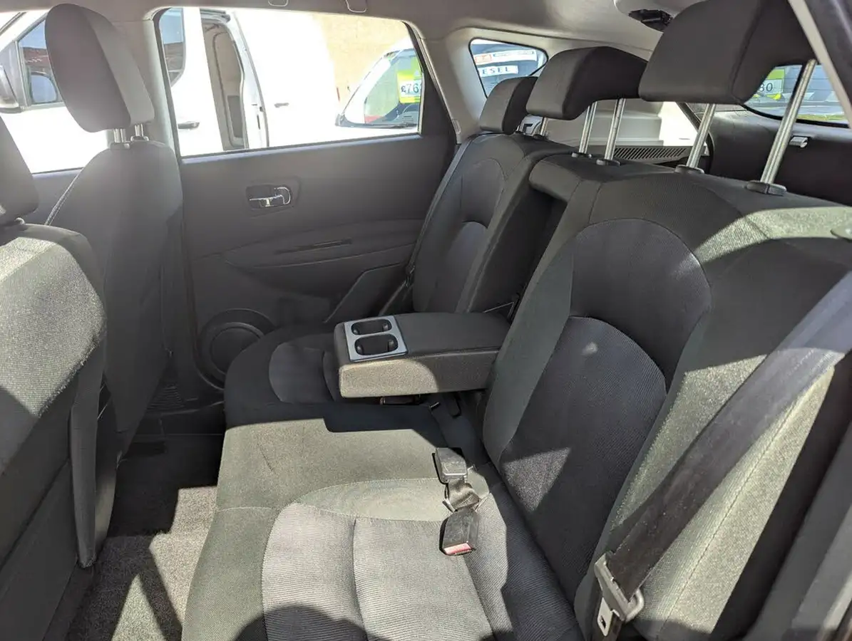 2013-nissan-qashqai-16-acenta-big-7