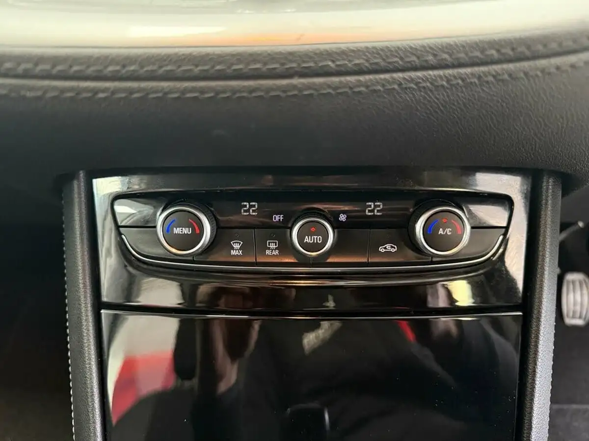 2018-vauxhall-grandland-x-12-se-130ps-big-37