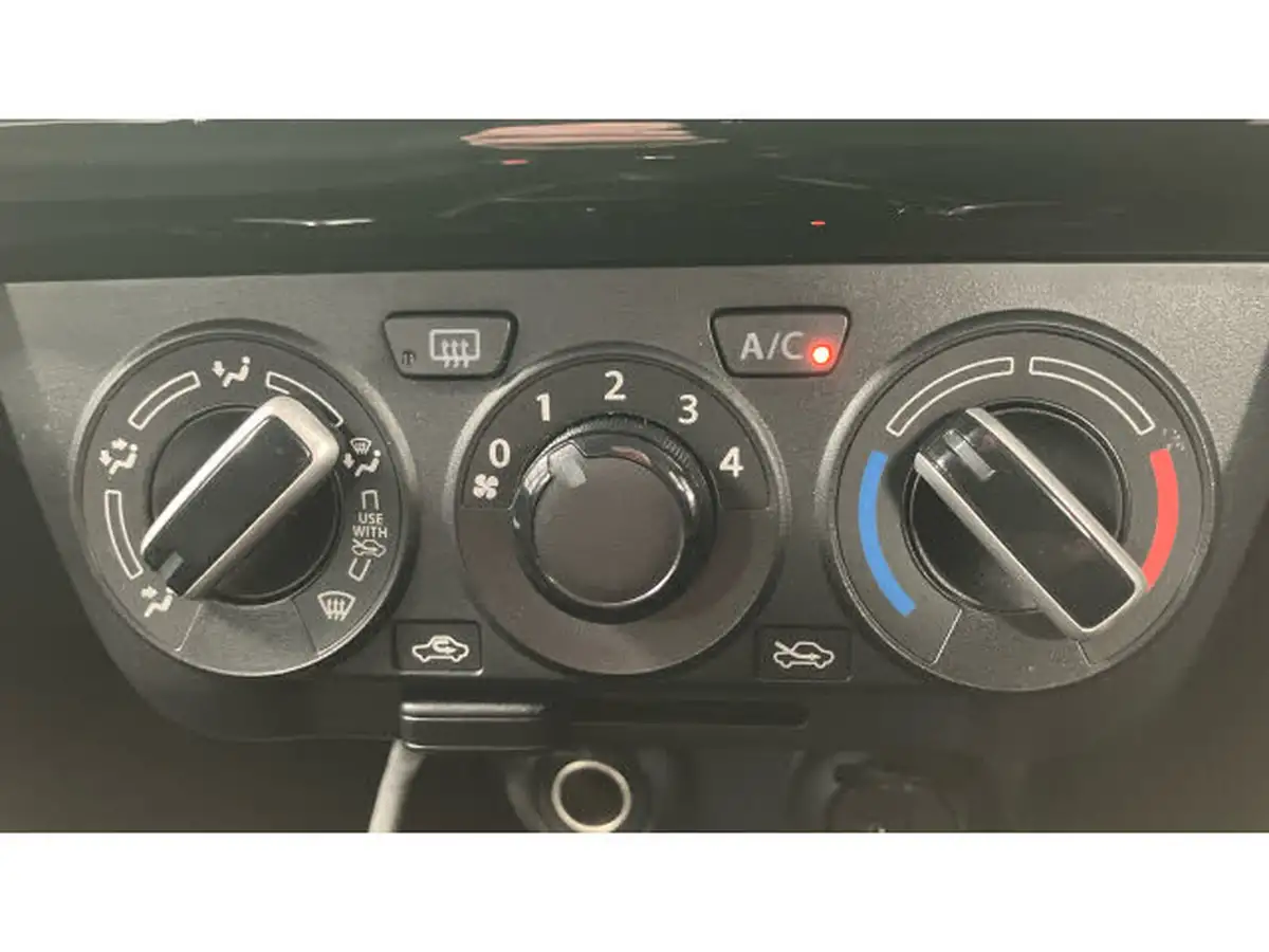 2023-suzuki-swift-12-dualjet-sz-t-big-38