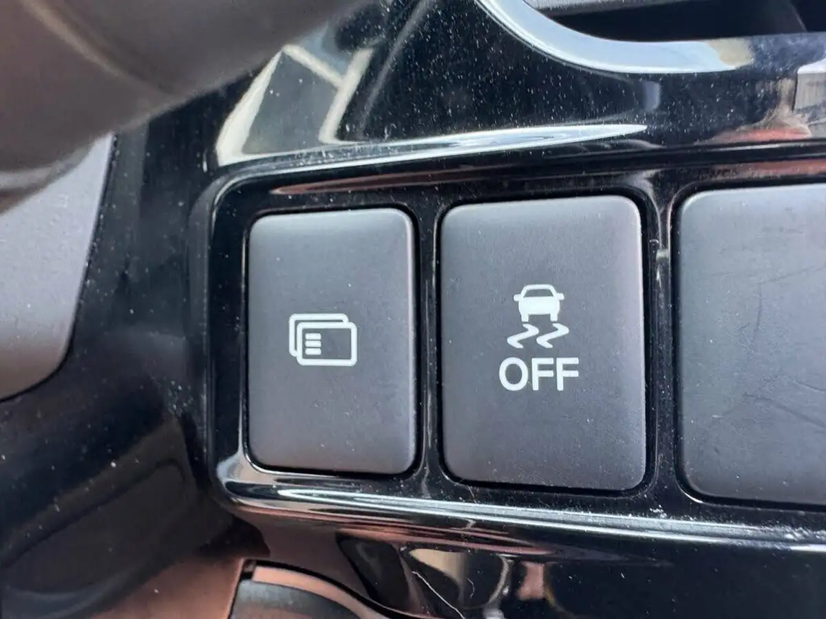 2019-mitsubishi-outlander-24-4h-phev-big-38