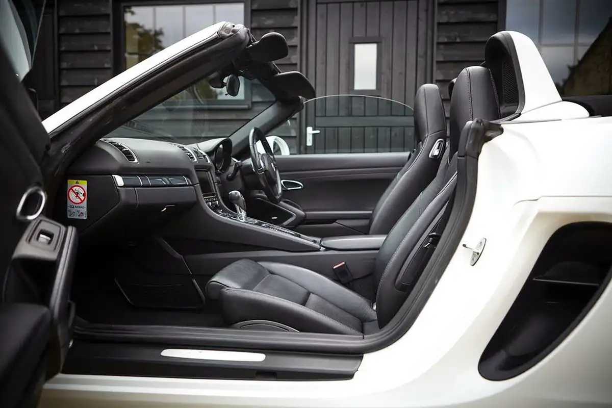 2014-porsche-boxster-27-pdk-big-10