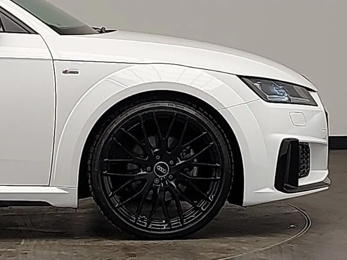 2023-audi-tt-coupe-20-40-tfsi-black-edition-big-13