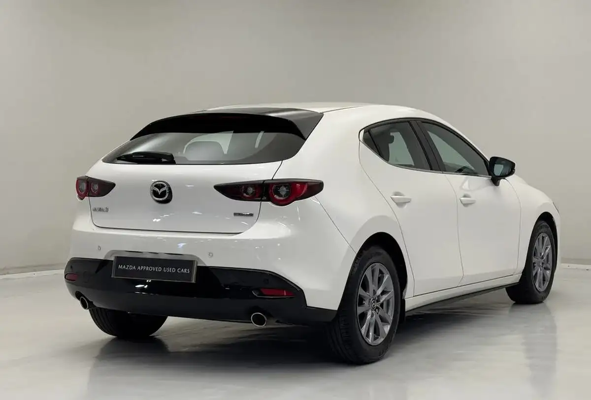 2022-mazda-mazda3-20-se-l-big-2