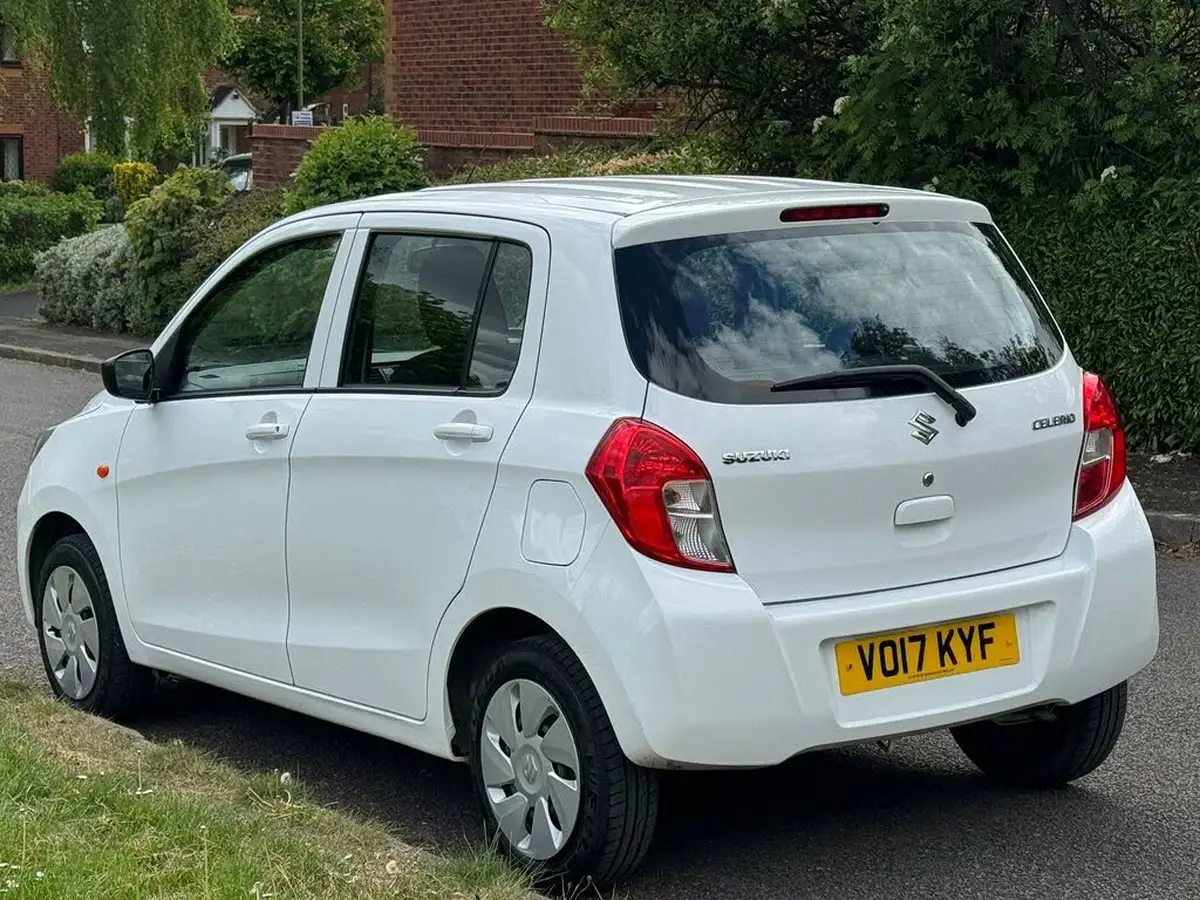 2017-suzuki-celerio-10-sz2-big-4