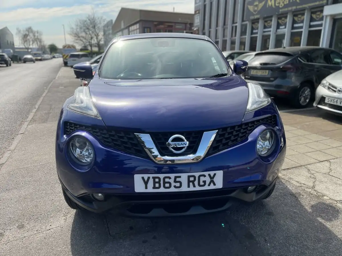 2015-nissan-juke-16-tekna-117ps-1598cc-xtronic-cvt-big-3