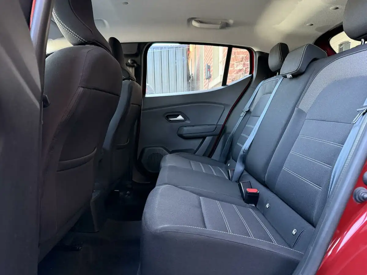 2021-dacia-sandero-10-tce-comfort-90bhp-big-16
