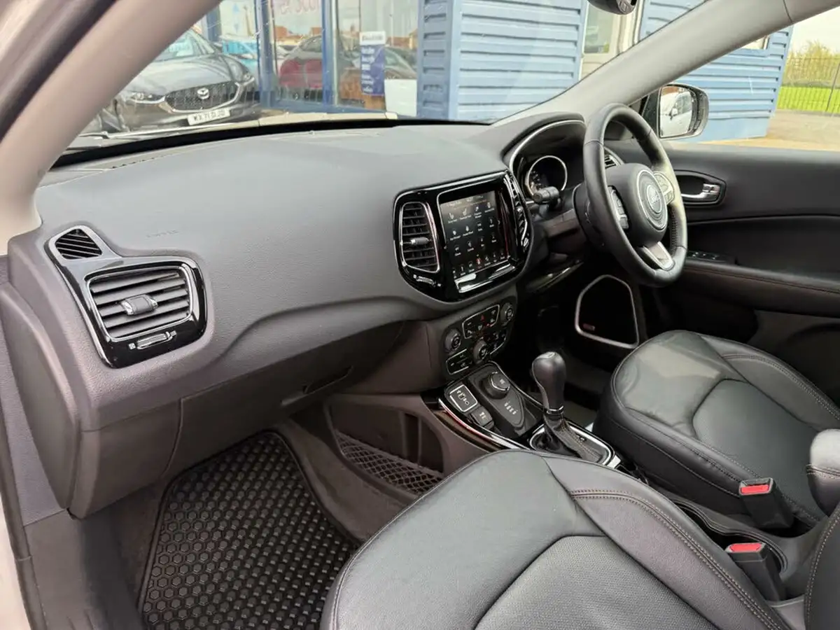 2020-jeep-compass-20multijet-ii-limited-168bhp-auto-big-16