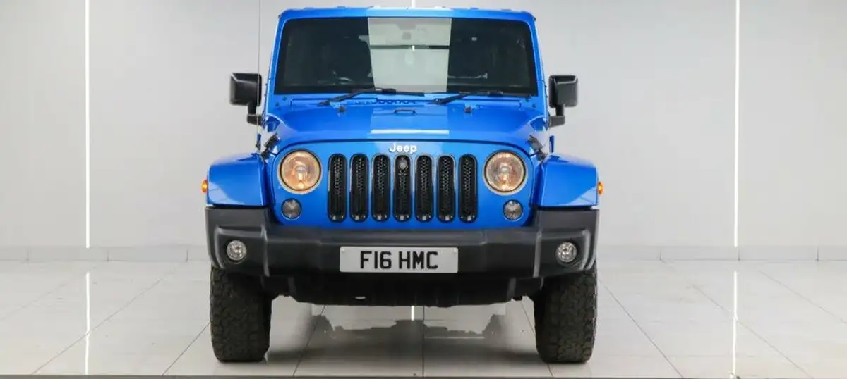 2016-jeep-wrangler-28crd-overland-5d-big-11