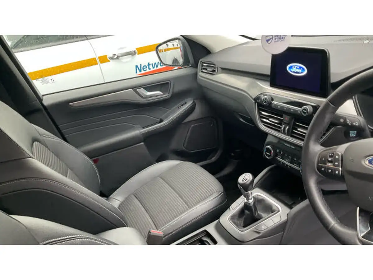 2022-ford-kuga-15t-titanium-edition-big-13
