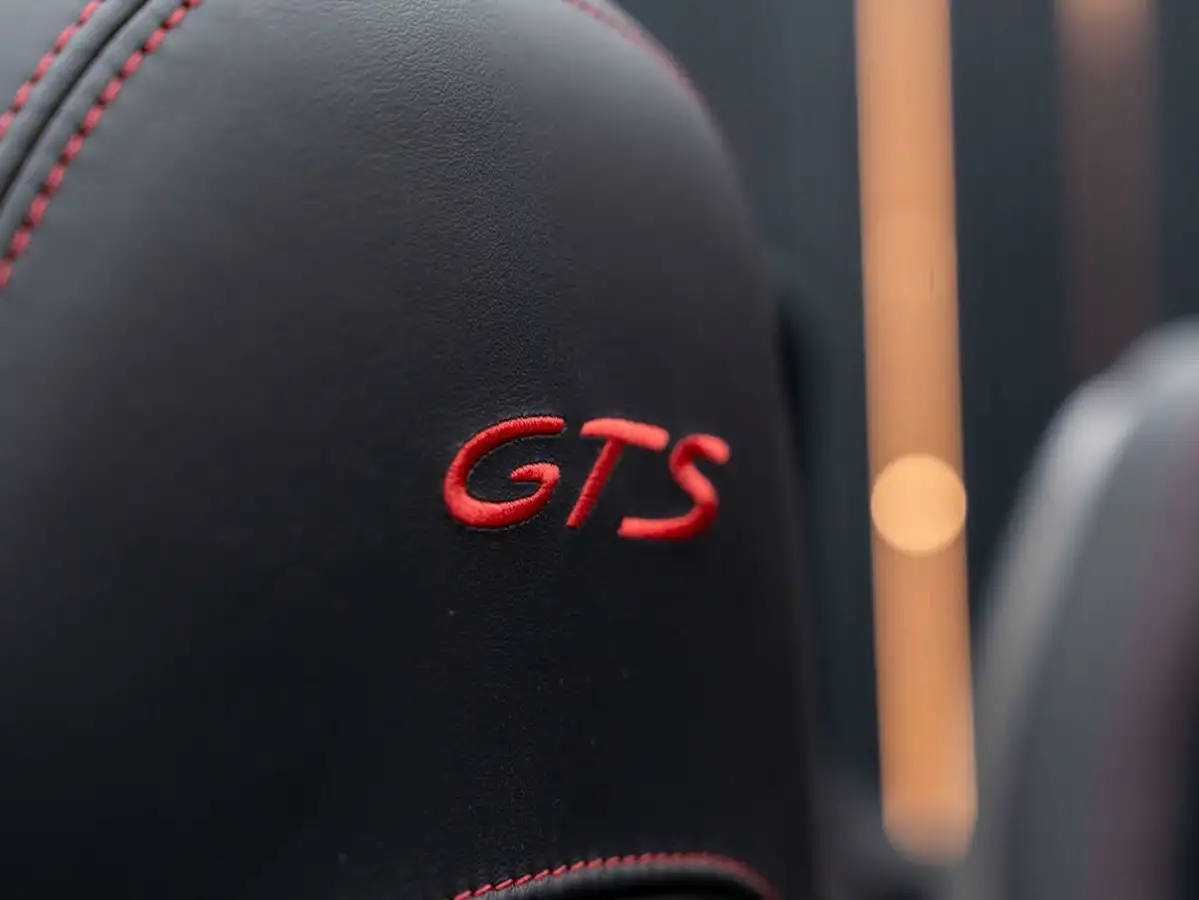 2022-porsche-boxster-718-40-boxster-gts-40-pdk-big-38