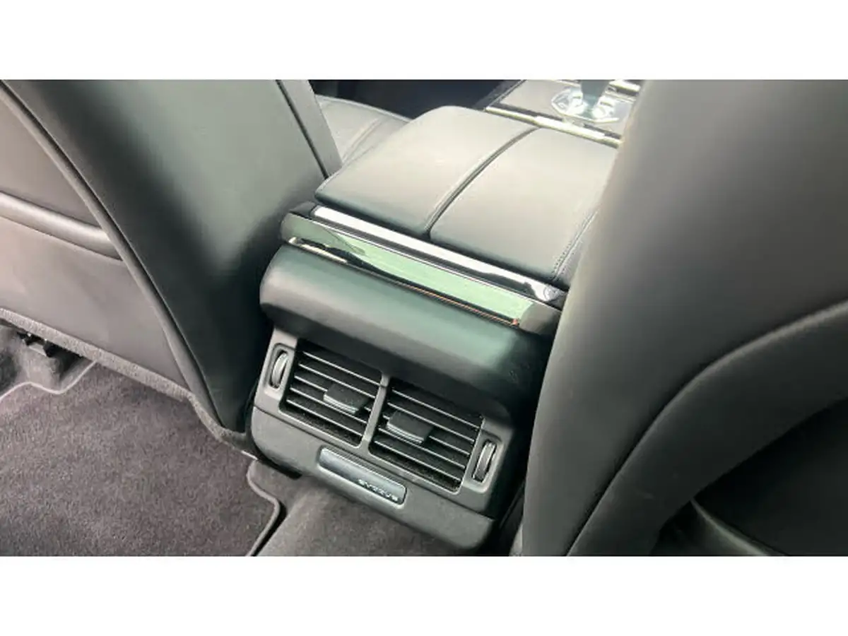 2021-land-rover-range-rover-evoque-20-d200-r-dynamic-hse-big-17