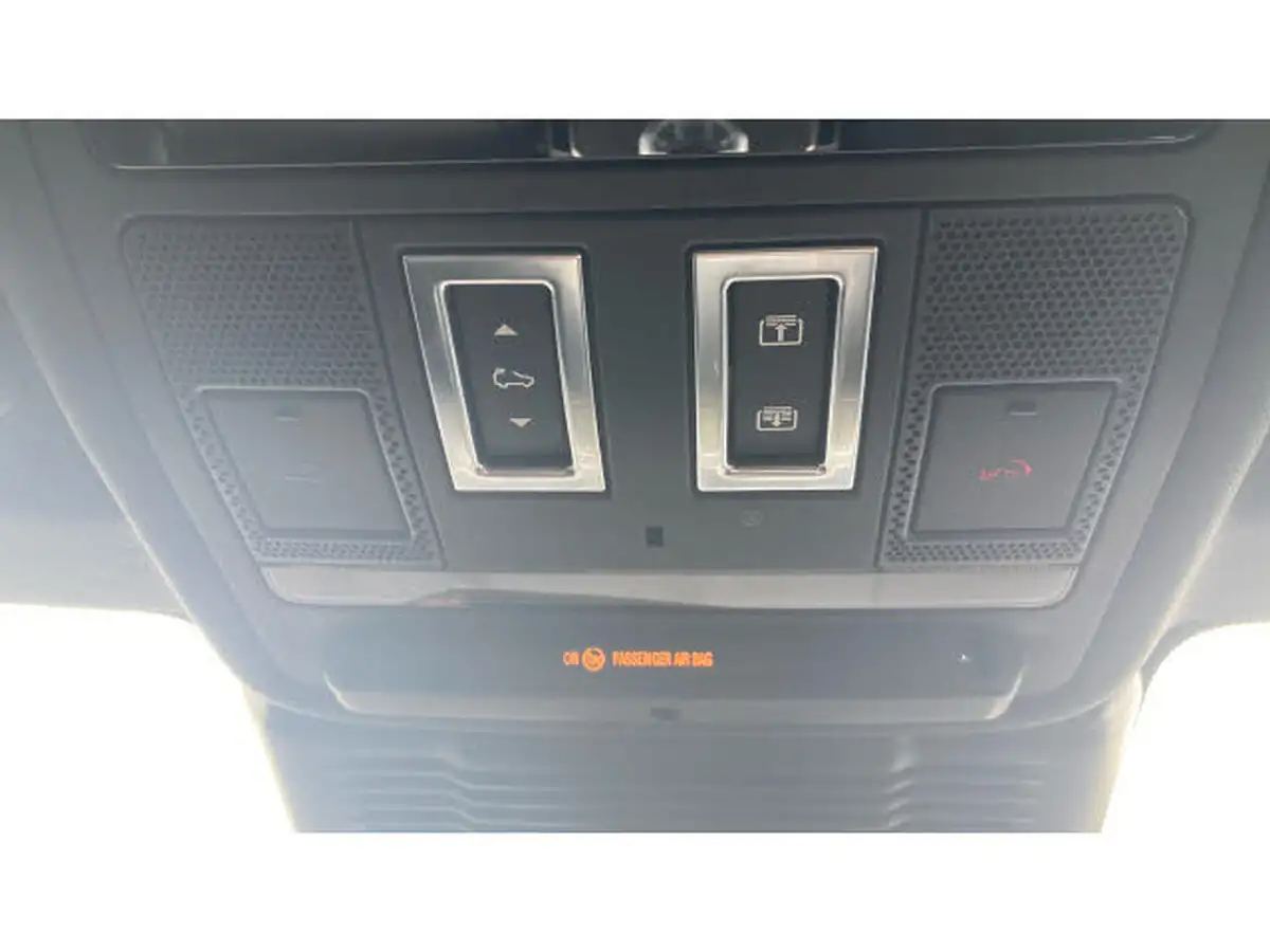 2022-land-rover-range-rover-evoque-15-p300e-evoque-edition-big-16