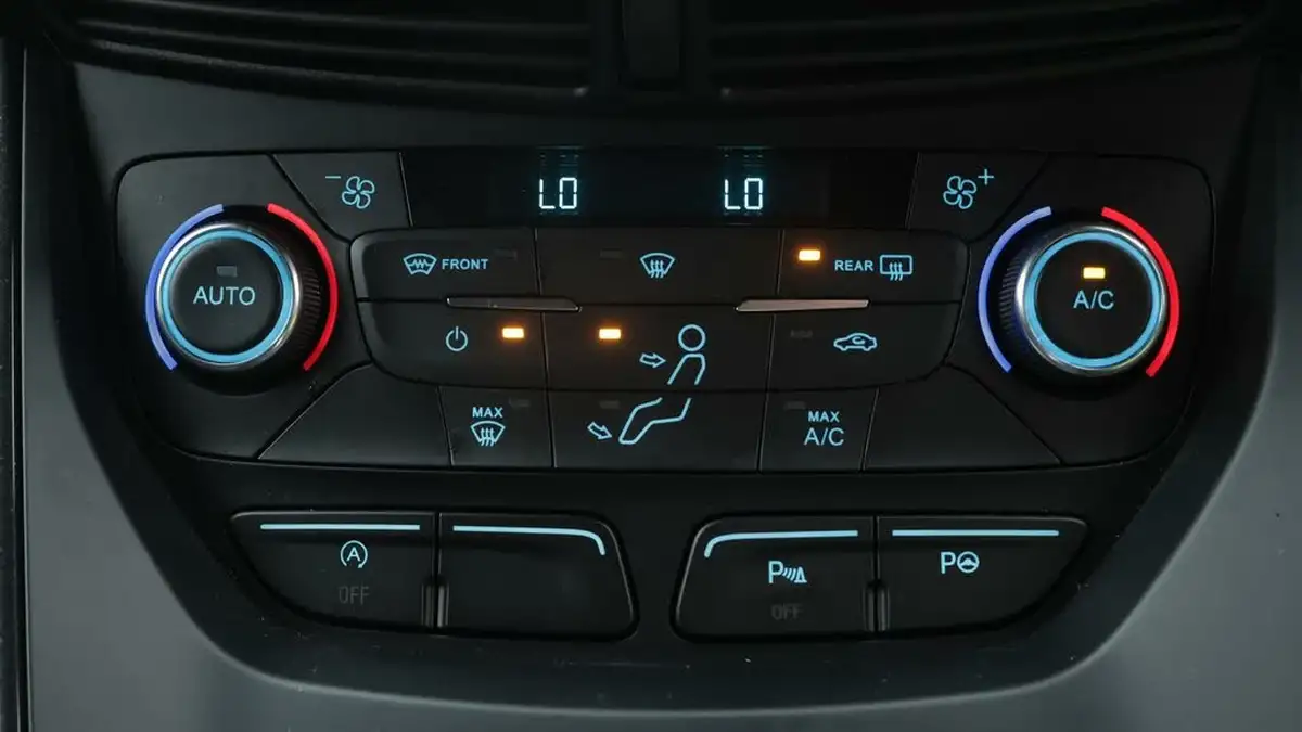 2019-ford-kuga-15t-st-line-150ps-1498cc-big-11
