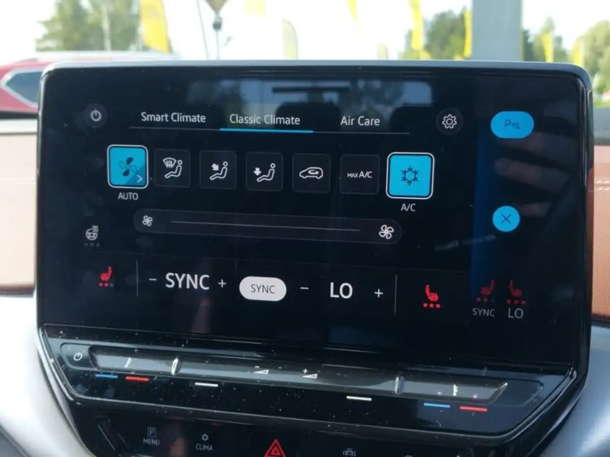 2022-volkswagen-id4-e-life-148ps-52kwh-pure-performance-big-17
