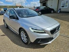 2016-volvo-v40-20td-d3-cross-country-pro-small-1