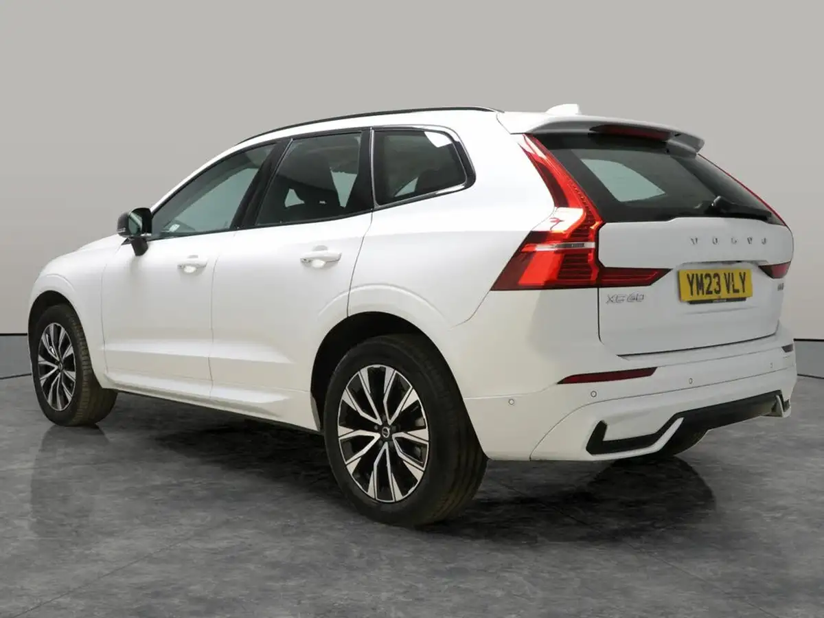 2023-volvo-xc60-20-b5-plus-big-13